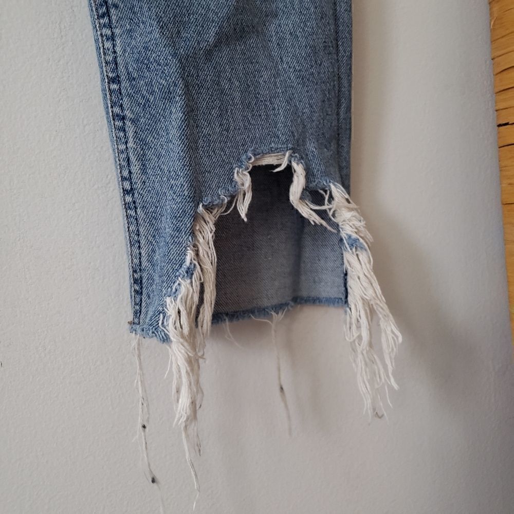 FINAL SALE T.B2 Trend Basic Born Again Distressed Jeans - Picture 5 of 7